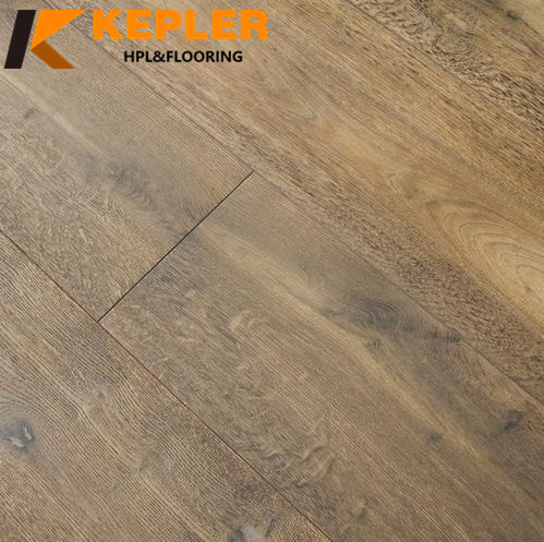 OAK Engineered Wood flooring